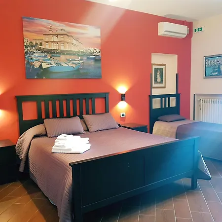 Quarto em Acomodações Particulares Airport - *